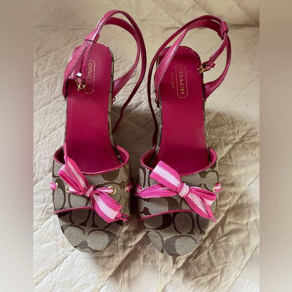 Coach Betsy wooden sandal. Size 9 new in box